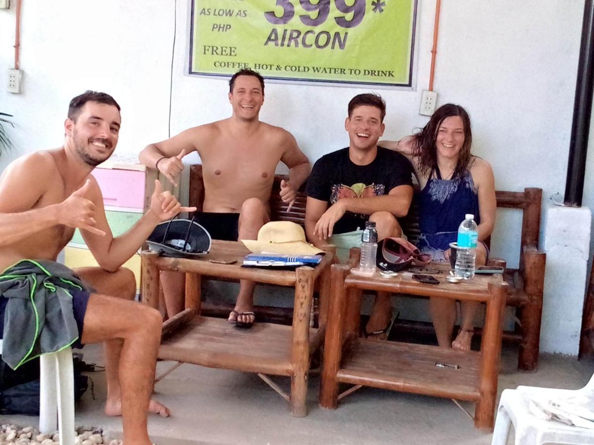 Cheri Backpackers Hostel Moalboal Ngoại thất bức ảnh