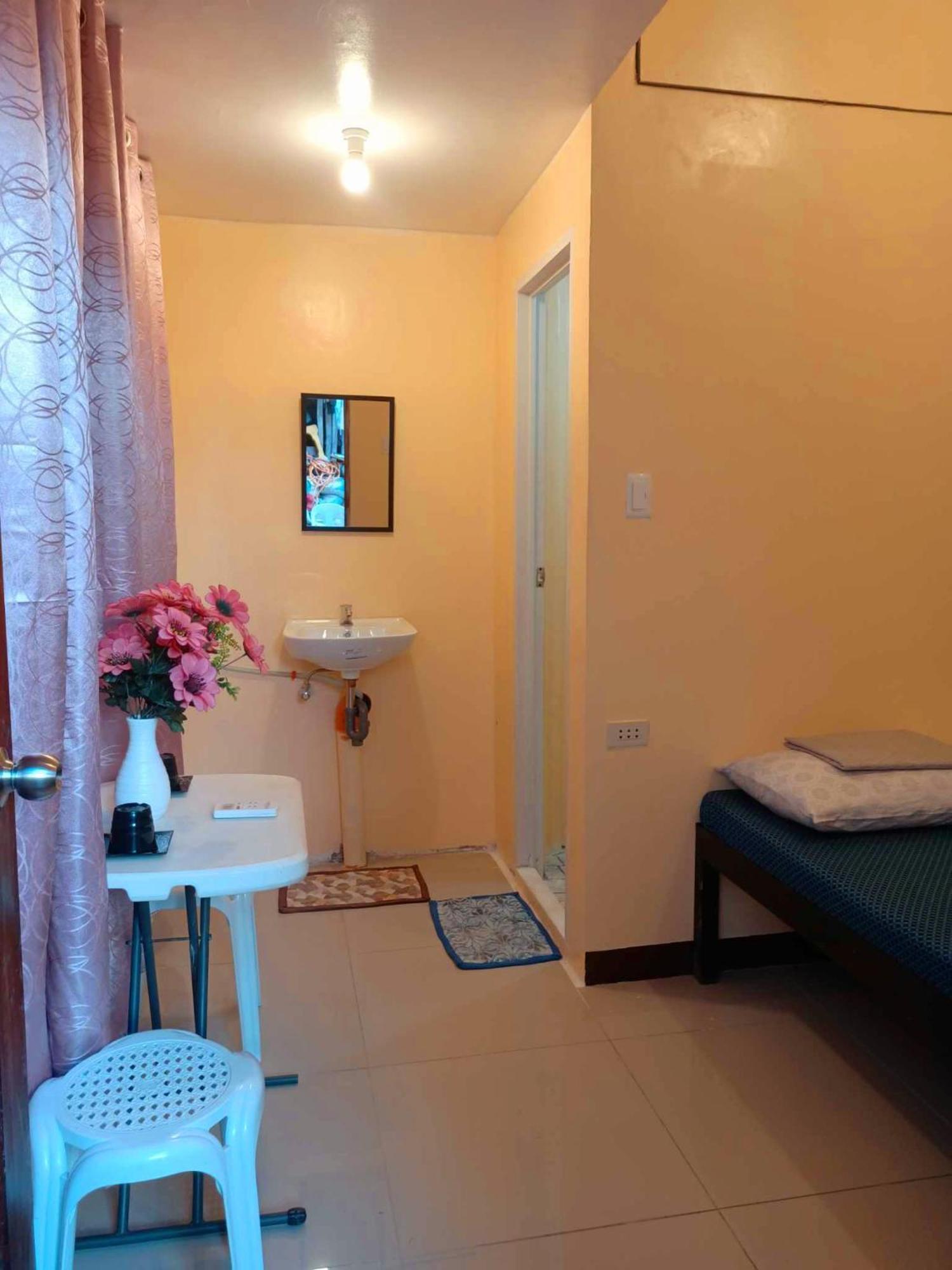 Cheri Backpackers Hostel Moalboal Ngoại thất bức ảnh